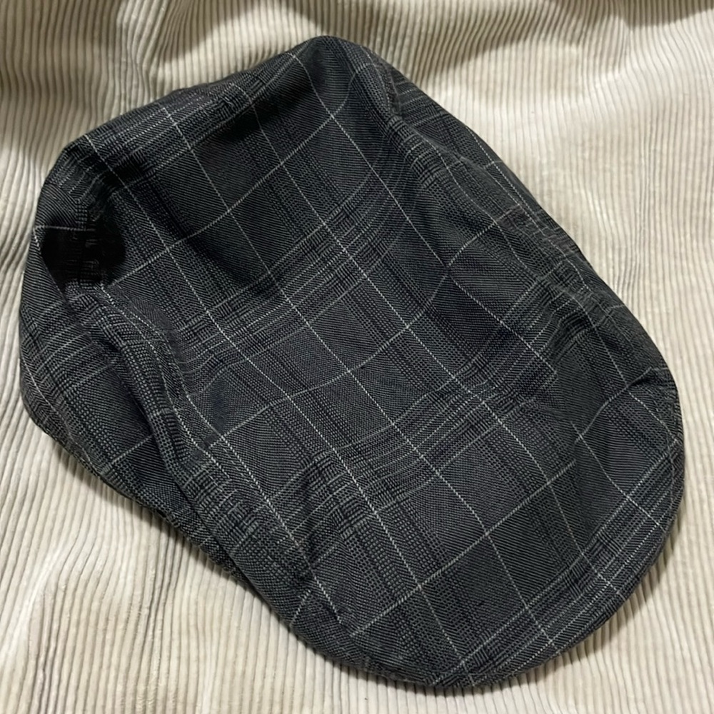 Banana Republic Hat Cap Gray Plaid - size Large/ XL.